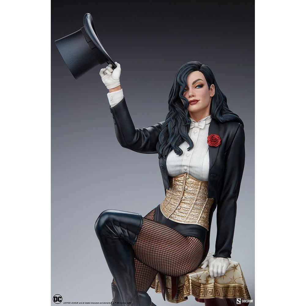 Sideshow DC Comics statue Premium Format – Zatanna 1/4