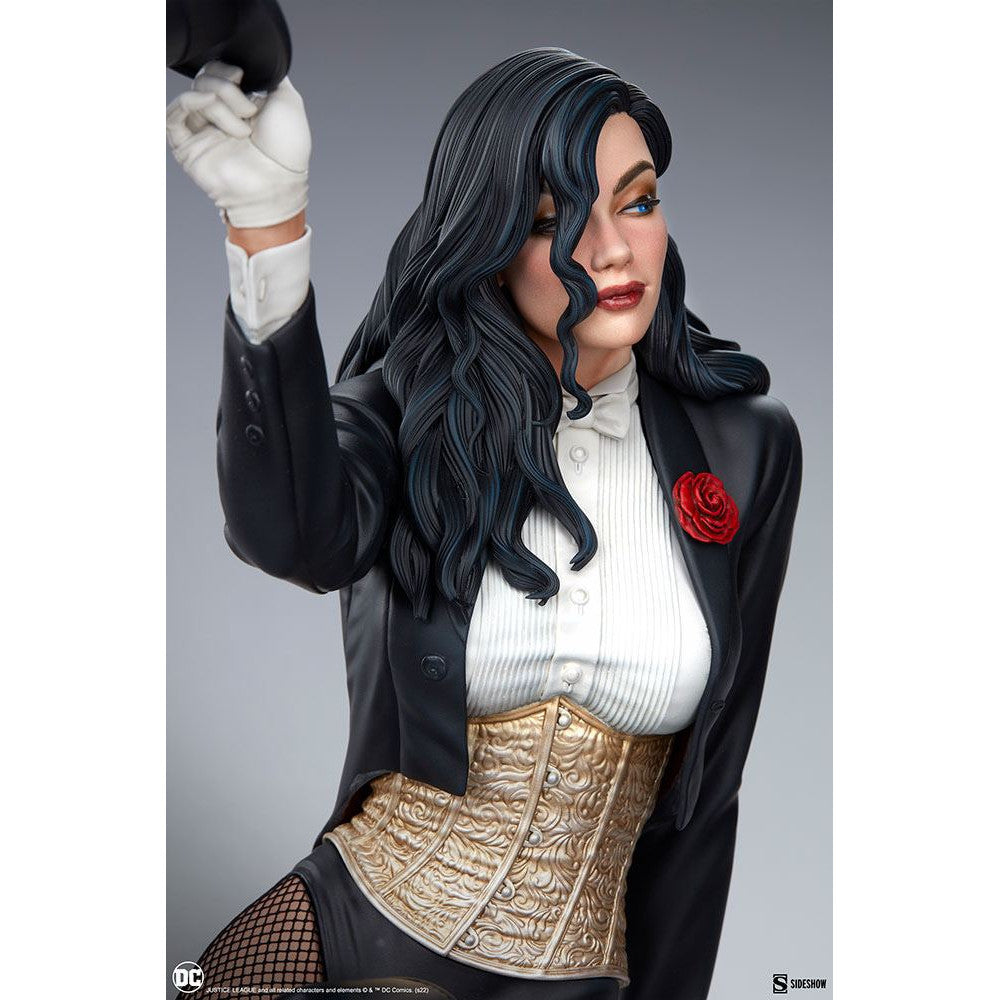 Sideshow DC Comics statue Premium Format – Zatanna 1/4
